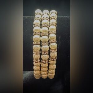 Elegant Cream Beaded Bracelet